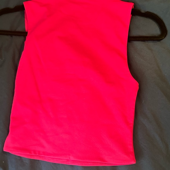 Hot pink Babaton contour muscle tank - Picture 3 of 7
